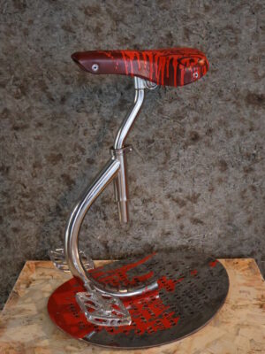 LE TABOURET À PÉDALES - DOGME